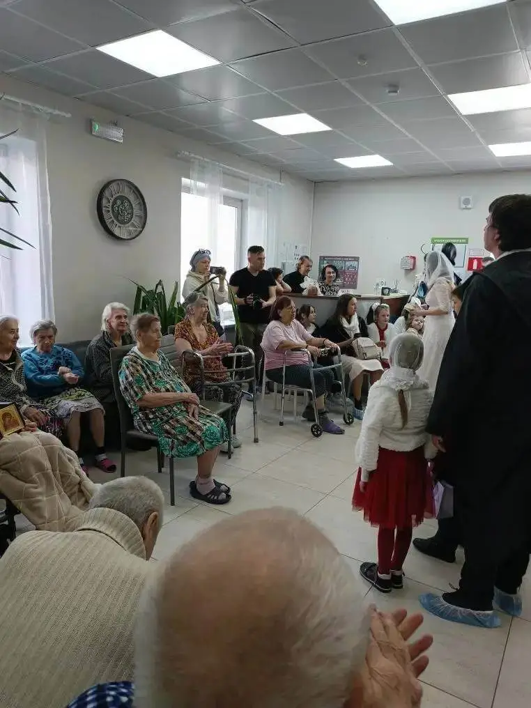 Выступление гостей в пансионате
